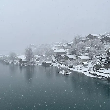 Aareblick 68 - Direkt An Der Aare Bei Interlaken *